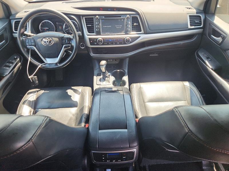 Продаж на аукціоні авто 2018 Toyota Highlander, vin: 5TDJZRFHXJS811038, номер лоту: 64102436