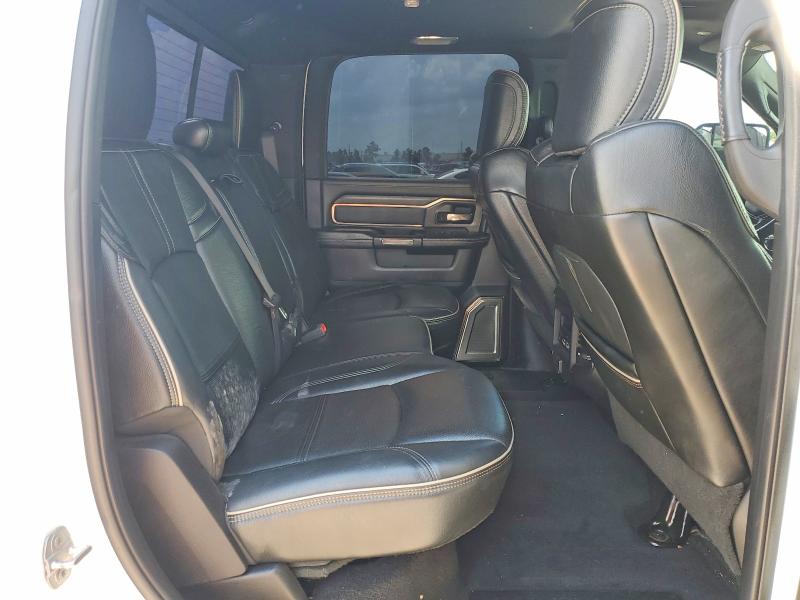 64189106 :رقم المزاد ، 3C6UR5SL4KG551565 vin ، 2019 Ram 2500 مزاد بيع