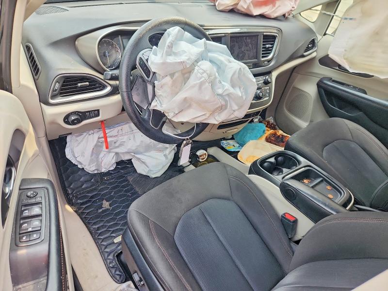 65193016 :رقم المزاد ، 2C4RC1FG2LR136746 vin ، 2020 Chrysler Pacifica مزاد بيع