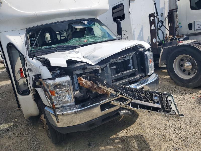 68066006 :رقم المزاد ، 1FDEE3FS8KDC12265 vin ، 2019 Ford Econoline مزاد بيع