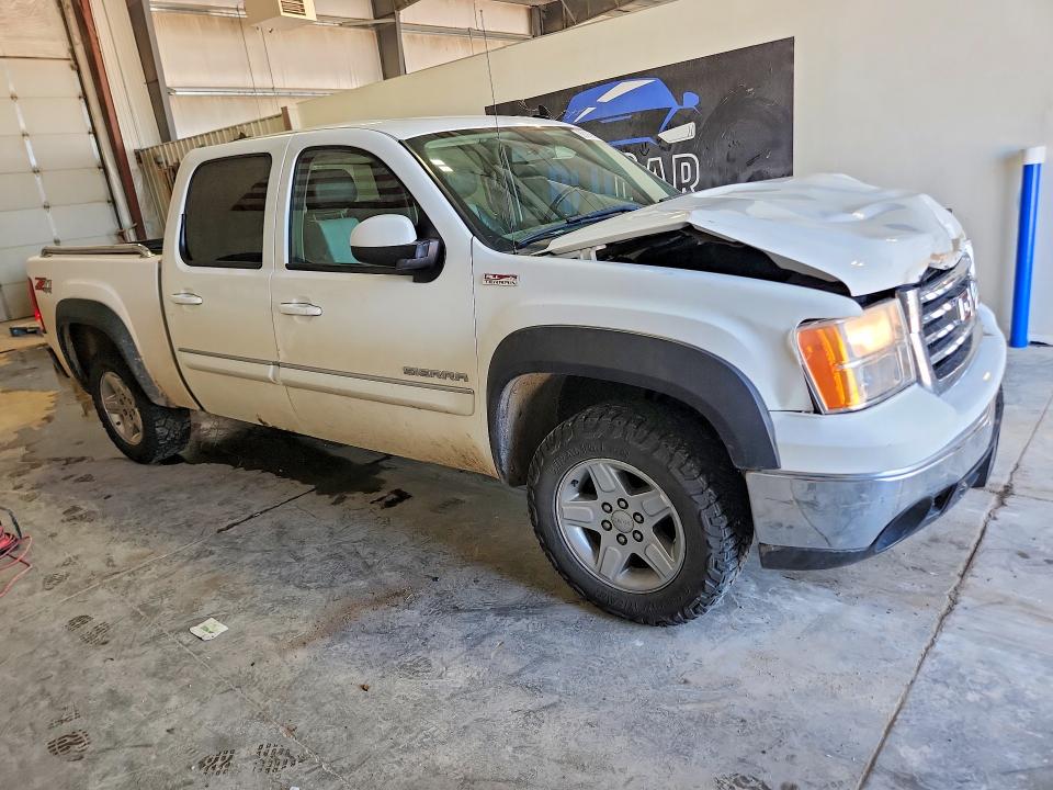 65369536 :رقم المزاد ، 3GTP2WE35BG209005 vin ، 2011 Gmc Sierra مزاد بيع