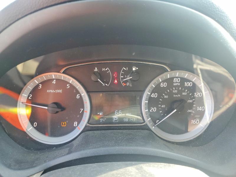2015 Nissan Sentra მანქანა იყიდება აუქციონზე, vin: 3N1AB7AP6FY323666, აუქციონის ნომერი: 65826116