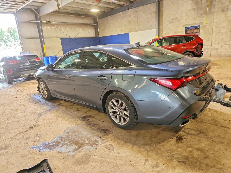 2022 Toyota Avalon მანქანა იყიდება აუქციონზე, vin: 4T1AZ1FB8NU071984, აუქციონის ნომერი: 63114476