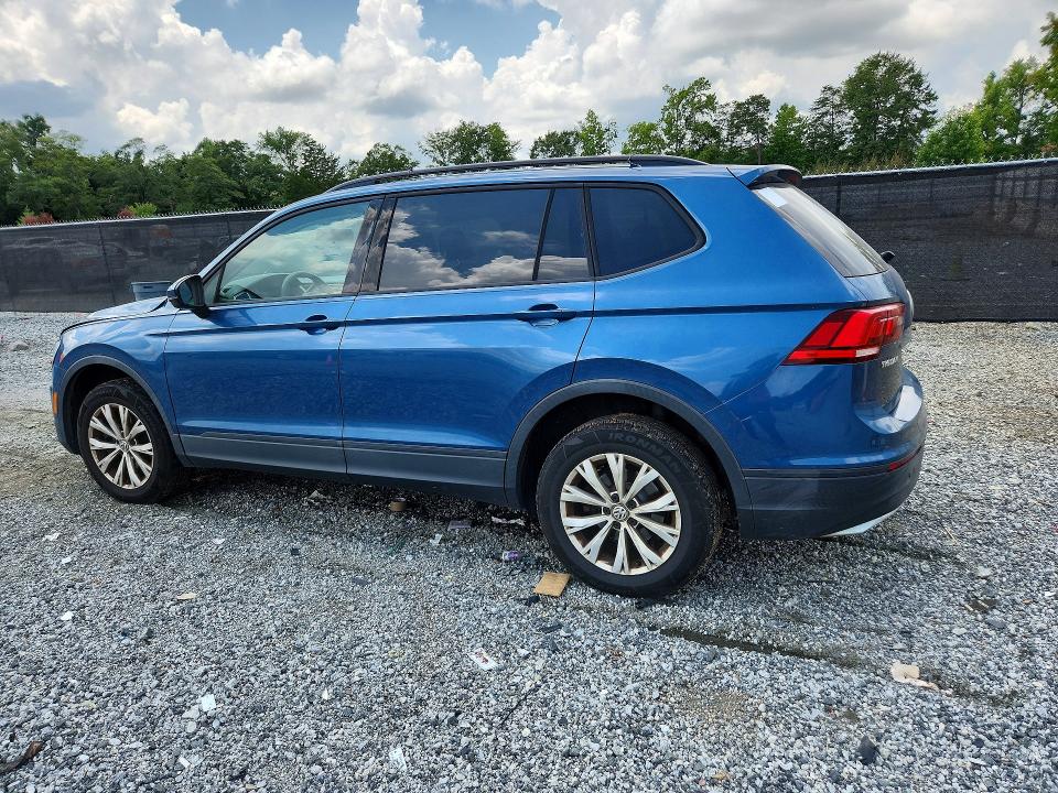 63697456 :رقم المزاد ، 3VV1B7AX0JM028822 vin ، 2018 Volkswagen Tiguan مزاد بيع