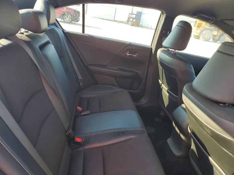 63550326 :رقم المزاد ، 1HGCR2F55HA286596 vin ، 2017 Honda Accord مزاد بيع