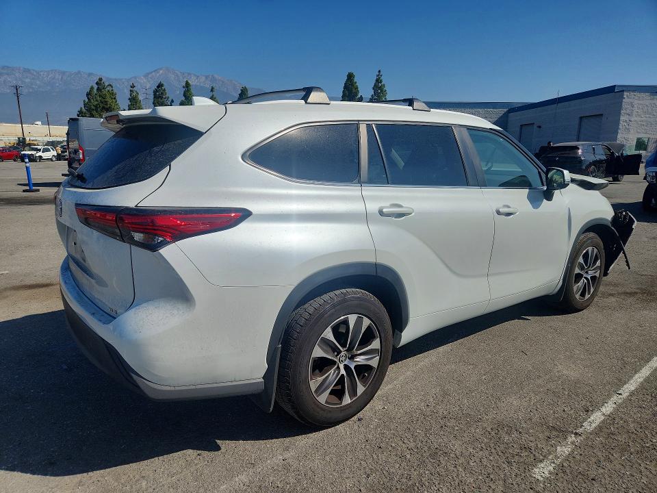 Продаж на аукціоні авто 2023 Toyota Highlander, vin: 5TDKDRAH6PS020072, номер лоту: 65021546