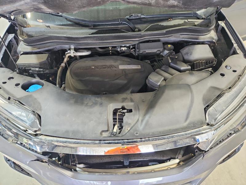 Продажа на аукционе авто 2017 Honda Pilot, vin: 5FNYF6H9XHB104435, номер лота: 61681196