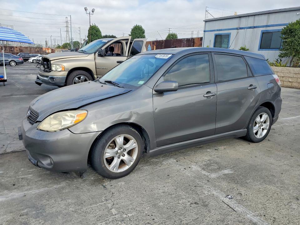 67187626 :رقم المزاد ، 2T1KR32E77C658021 vin ، 2007 Toyota Matrix مزاد بيع