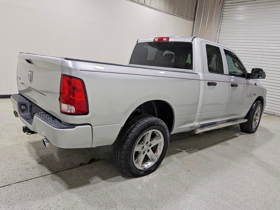60952526 :رقم المزاد ، 1C6RR7FT6FS600940 vin ، 2015 Ram 1500 مزاد بيع