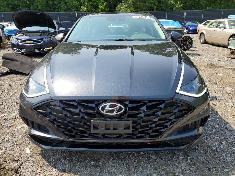 64568226 :رقم المزاد ، 5NPEF4JA8MH096990 vin ، 2021 Hyundai Sonata مزاد بيع