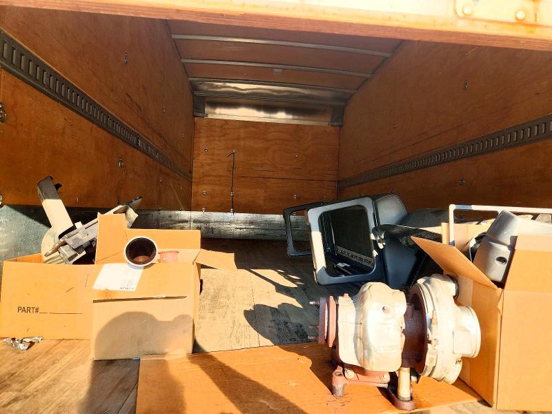 65765826 :رقم المزاد ، 1HTJTSKM8FH659187 vin ، 2015 International 4300 مزاد بيع