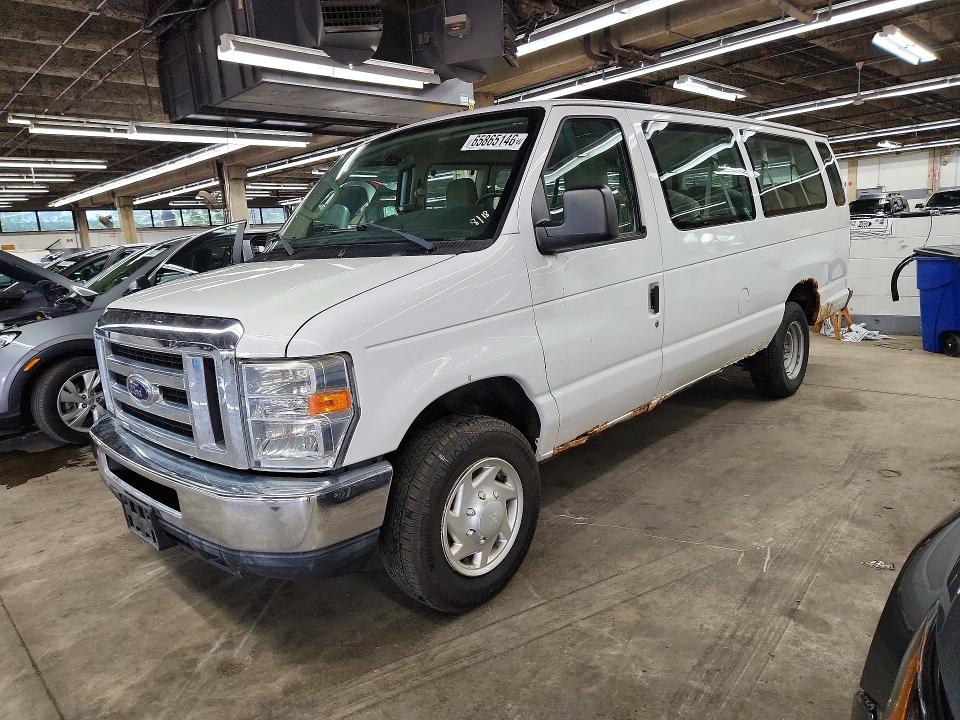 65865146 :رقم المزاد ، 1FBSS3BL4BDA69558 vin ، 2011 Ford Econoline مزاد بيع