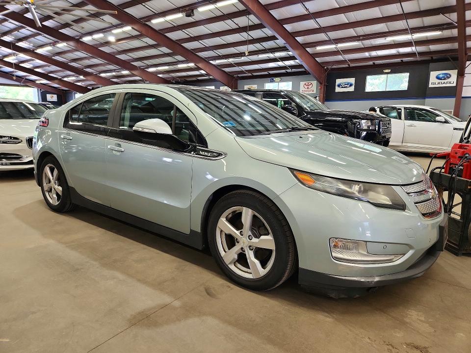 2011 Chevrolet Volt მანქანა იყიდება აუქციონზე, vin: 1G1RD6E42BU103158, აუქციონის ნომერი: 65080386