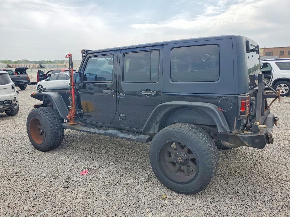 2010 Jeep Wrangler Unlimited მანქანა იყიდება აუქციონზე, vin: 1J4BA5H19AL215788, აუქციონის ნომერი: 63990496
