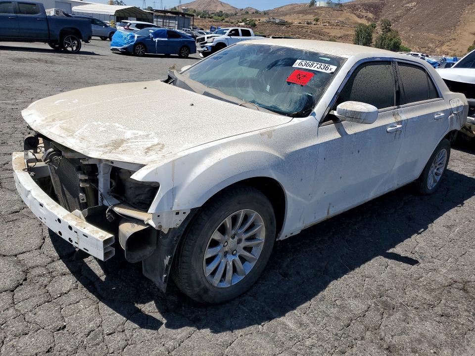 63687336 :رقم المزاد ، 2C3CCAAG1DH740989 vin ، 2013 Chrysler 300 مزاد بيع