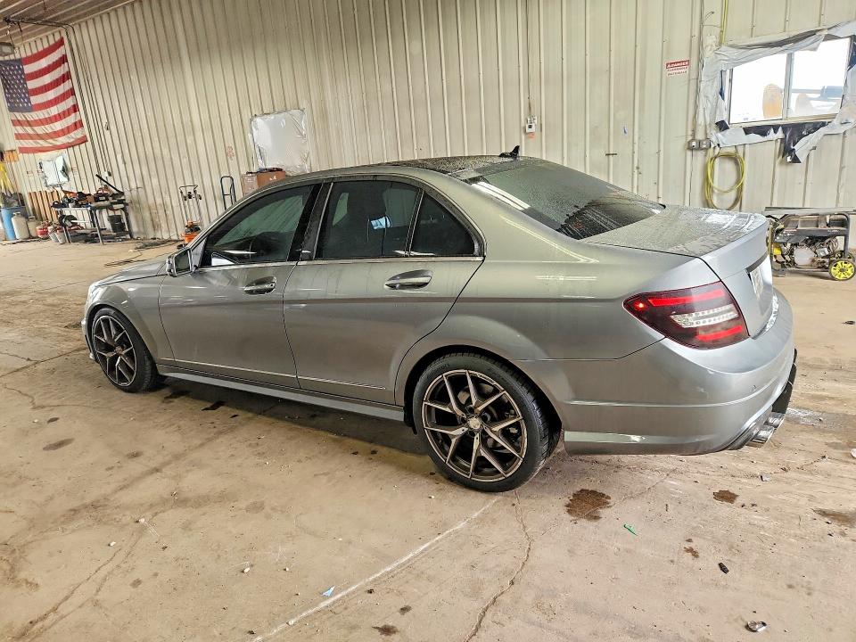 2013 Mercedes-benz C მანქანა იყიდება აუქციონზე, vin: WDDGF8AB0DR270655, აუქციონის ნომერი: 64857796