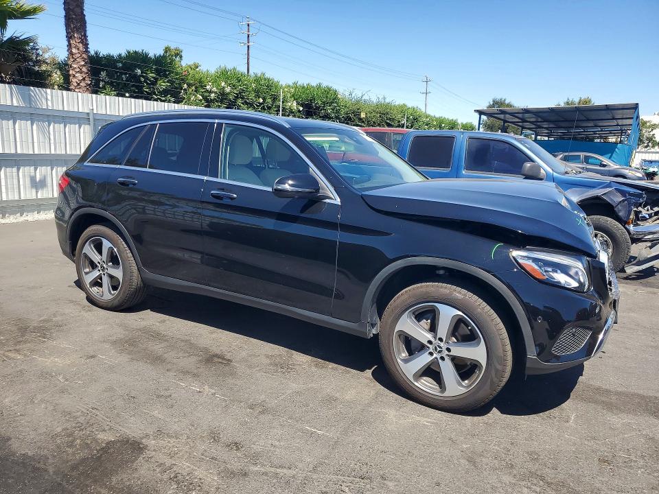63911186 :رقم المزاد ، WDC0G4KB3KF615086 vin ، 2019 Mercedes-benz Glc مزاد بيع