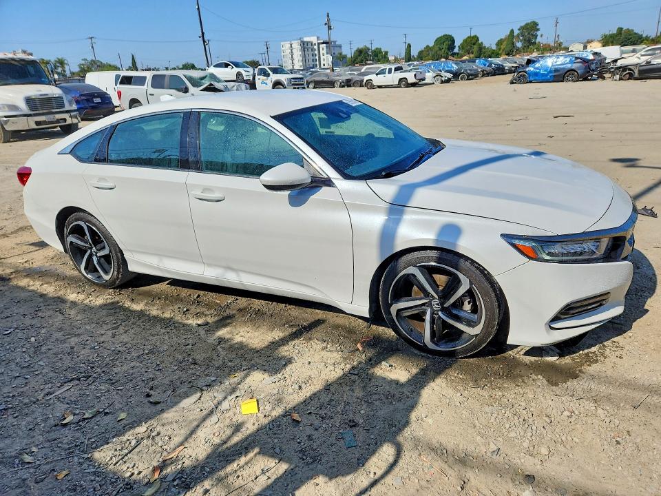 63556396 :رقم المزاد ، 1HGCV1F32KA009139 vin ، 2019 Honda Accord مزاد بيع