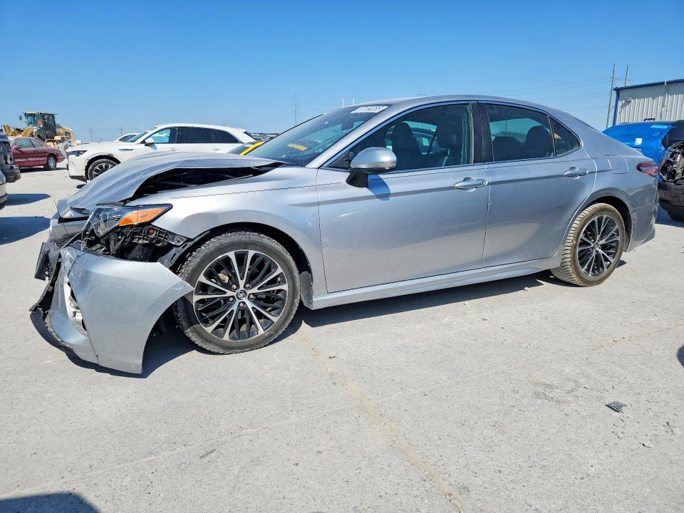 2018 Toyota Camry მანქანა იყიდება აუქციონზე, vin: 4T1B11HK5JU149625, აუქციონის ნომერი: 67164366