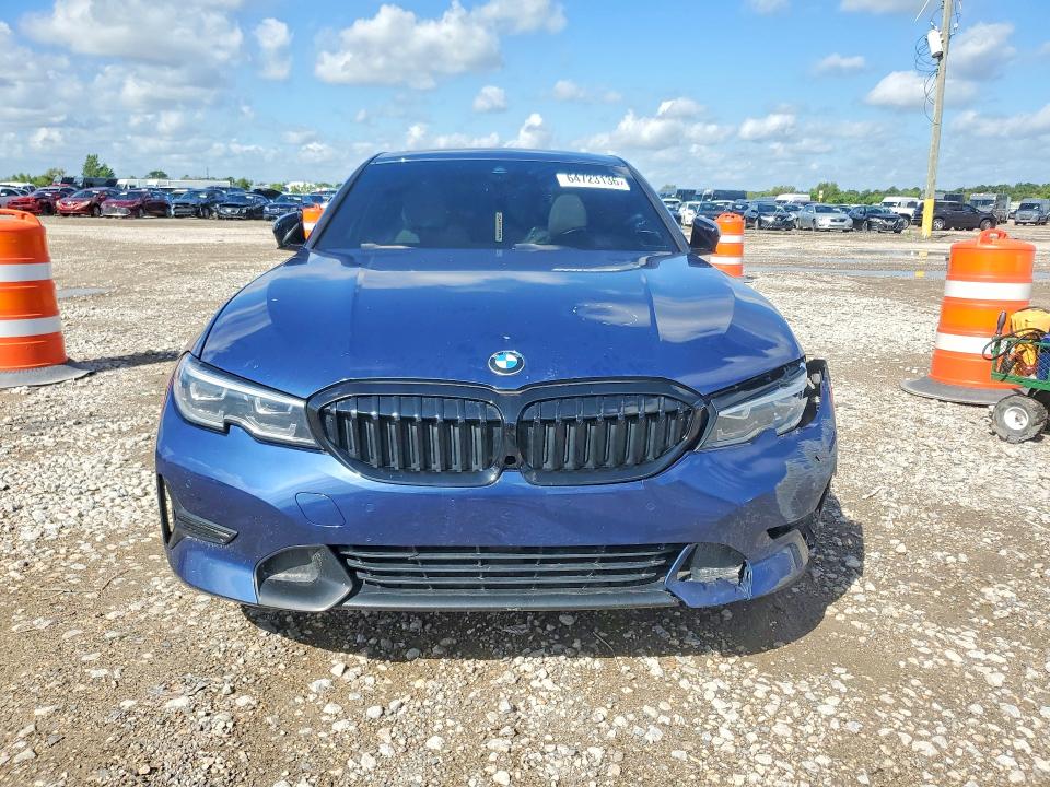 64723136 :رقم المزاد ، 3MW5R7J06M8B73193 vin ، 2021 Bmw 330xi مزاد بيع