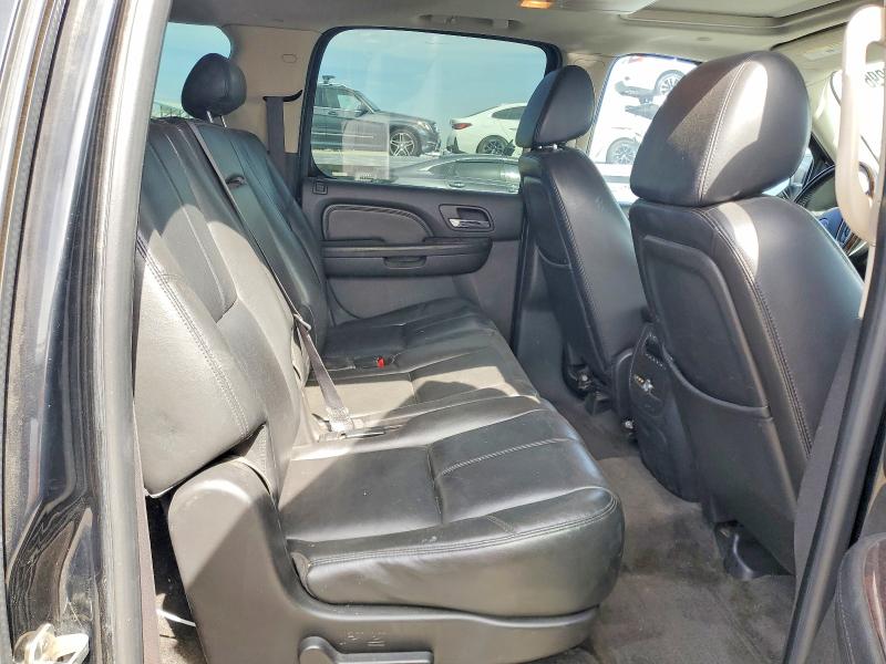 65666296 :رقم المزاد ، 1GKFK66868J244945 vin ، 2008 Gmc Yukon Xl مزاد بيع