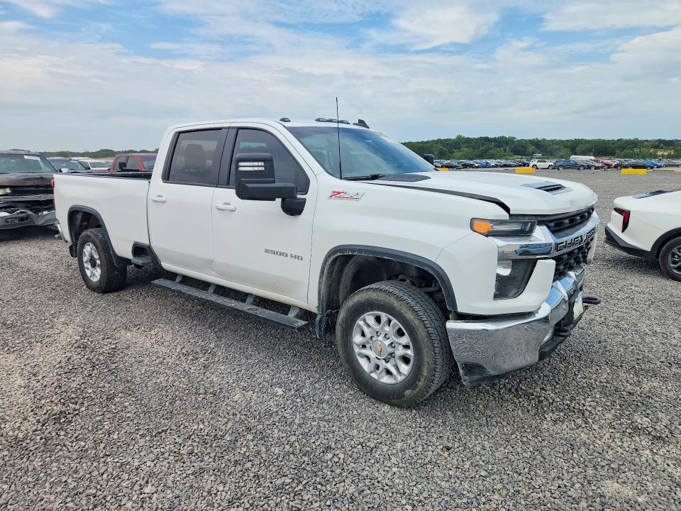 64542236 :رقم المزاد ، 1GC1YNE77MF319155 vin ، 2021 Chevrolet Silverado مزاد بيع