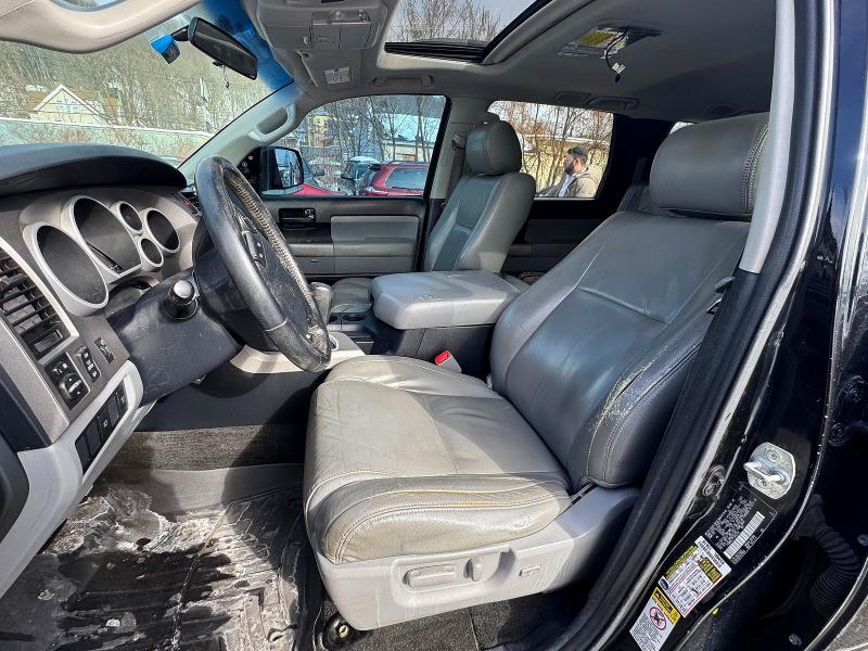 64357426 :رقم المزاد ، 5TDBM5G17CS002449 vin ، 2012 Toyota Sequoia مزاد بيع