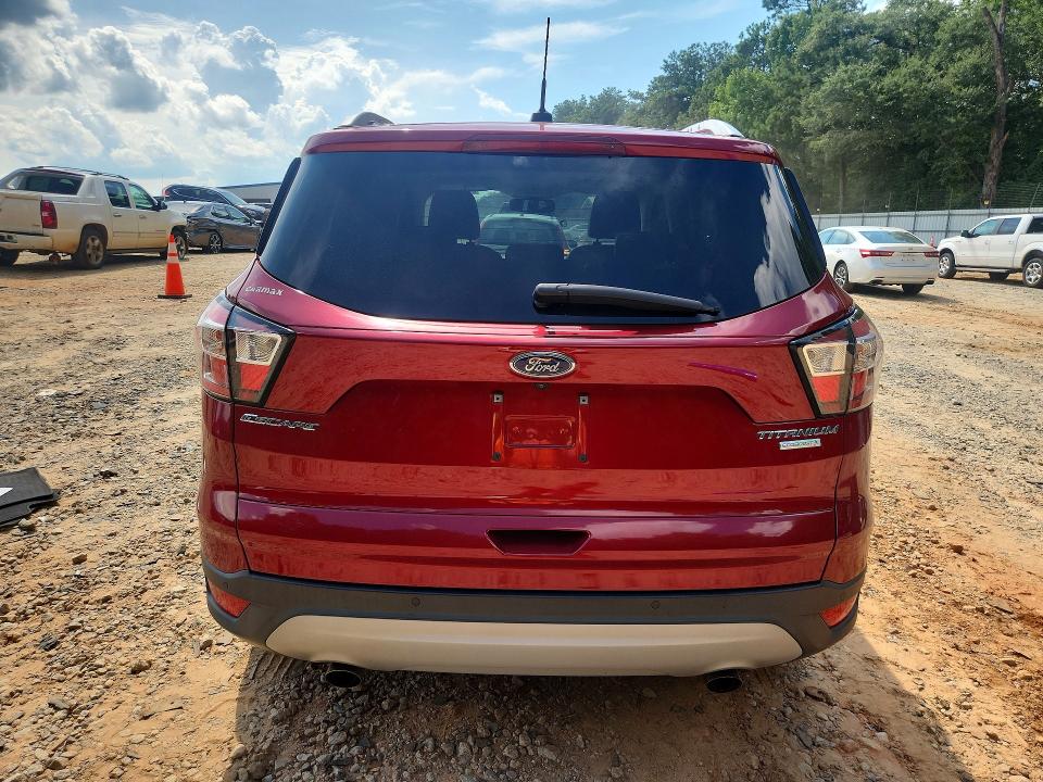 Продаж на аукціоні авто 2017 Ford Escape, vin: 1FMCU0JDXHUD48648, номер лоту: 64463246