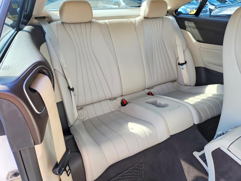 63812076 :رقم المزاد ، WDD1J6GBXJF024161 vin ، 2018 Mercedes-benz E مزاد بيع