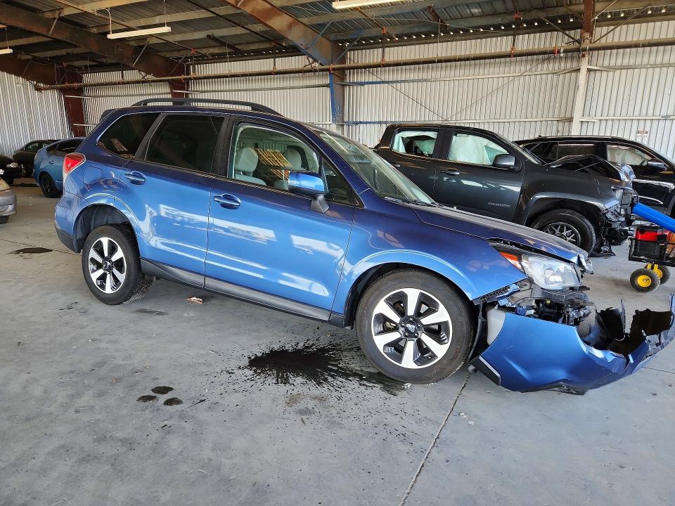 65017926 :رقم المزاد ، JF2SJAGC9JH447023 vin ، 2018 Subaru Forester مزاد بيع