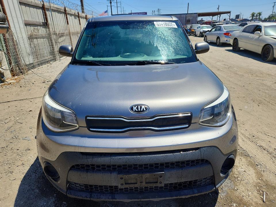 63418956 :رقم المزاد ، KNDJN2A22J7602439 vin ، 2018 Kia Soul مزاد بيع