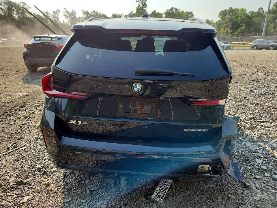 64150196 :رقم المزاد ، WBX73EF0XP5X32565 vin ، 2023 Bmw X1 مزاد بيع