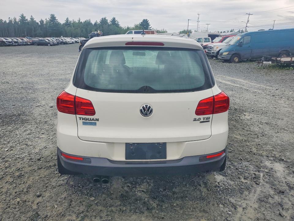 2013 Volkswagen Tiguan მანქანა იყიდება აუქციონზე, vin: WVGJV3AX1DW621295, აუქციონის ნომერი: 63477046