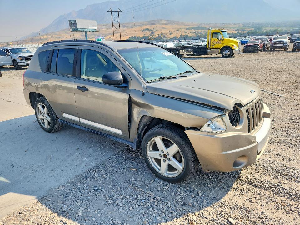 63500536 :رقم المزاد ، 1J8FF57W37D209194 vin ، 2007 Jeep Compass مزاد بيع