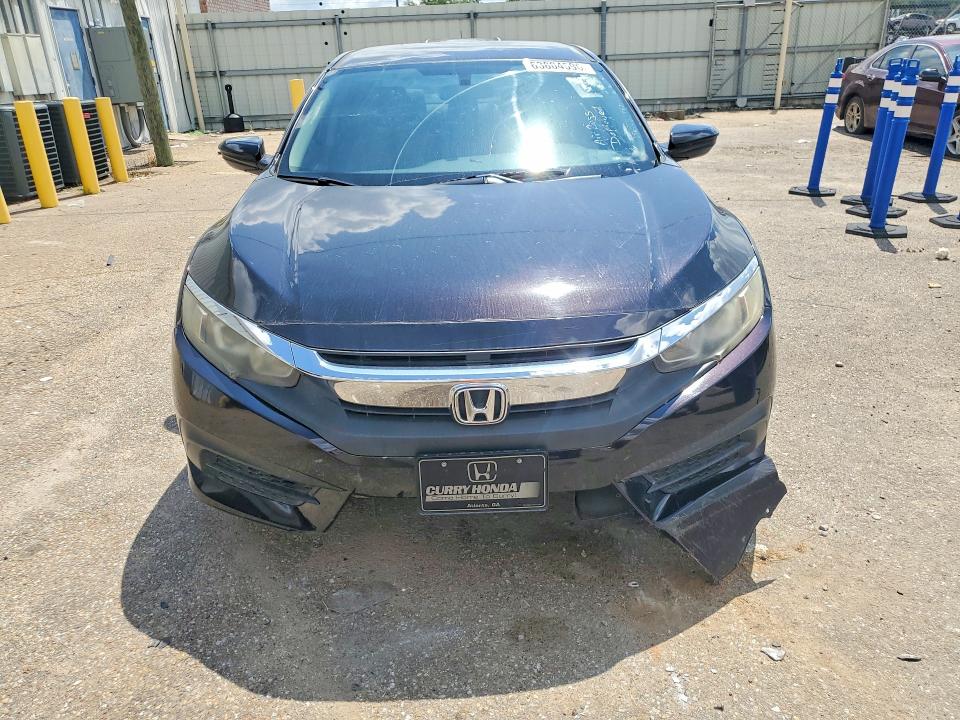 63804596 :رقم المزاد ، 19XFC2F51HE056726 vin ، 2017 Honda Civic مزاد بيع