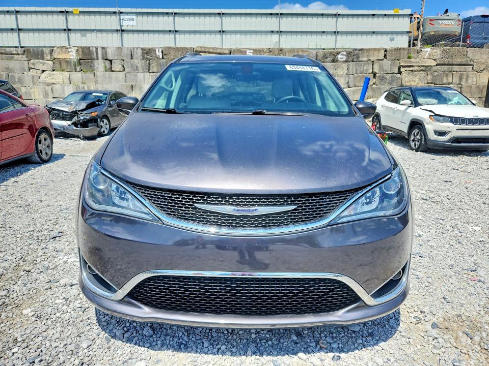 63448716 :رقم المزاد ، 2C4RC1EG1KR686942 vin ، 2019 Chrysler Pacifica مزاد بيع