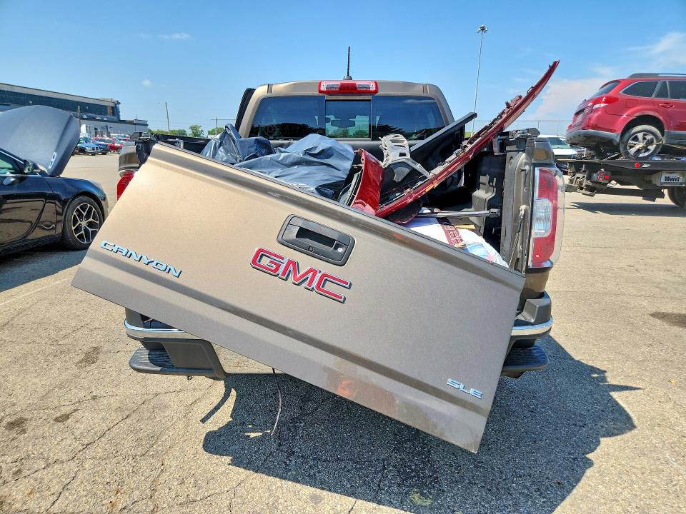 66695526 :رقم المزاد ، 1GTG6CEN1H1168464 vin ، 2017 Gmc Canyon مزاد بيع