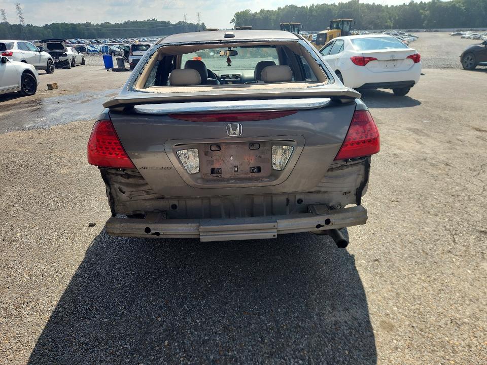 Продажа на аукционе авто 2006 Honda Accord, vin: 1HGCM56886A084682, номер лота: 62805066