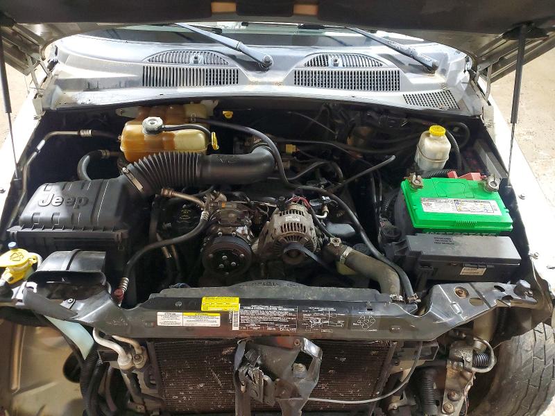 65568406 :رقم المزاد ، 1J8GL58K44W320510 vin ، 2004 Jeep Liberty مزاد بيع