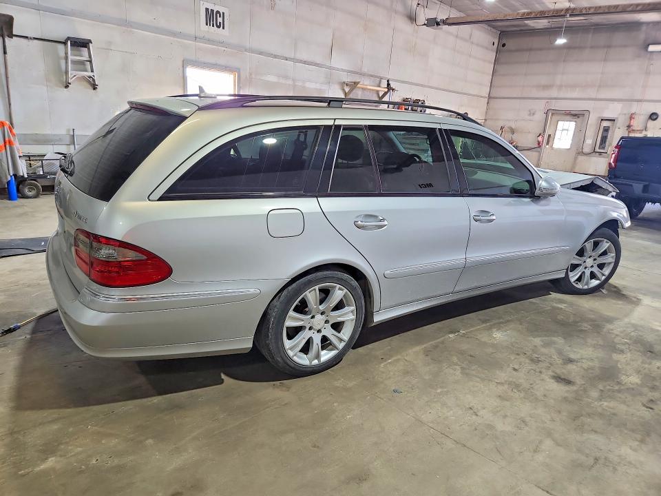 2009 Mercedes-benz E მანქანა იყიდება აუქციონზე, vin: WDBUH87X69B393577, აუქციონის ნომერი: 65363766