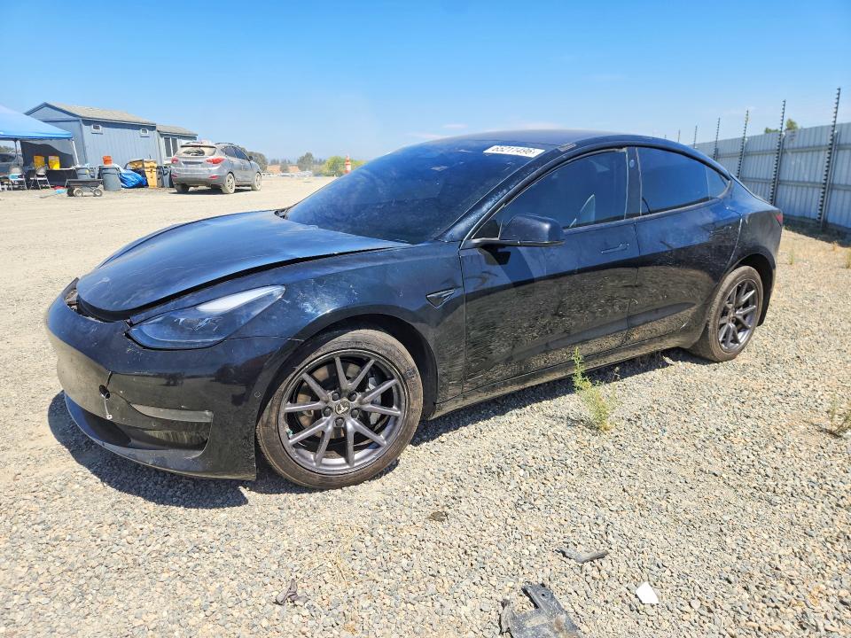 65211496 :رقم المزاد ، 5YJ3E1EB4JF170623 vin ، 2018 Tesla Model 3 مزاد بيع