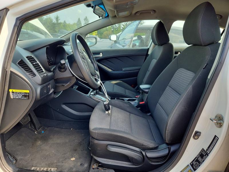 63701006 :رقم المزاد ، 3KPFL4A70JE195949 vin ، 2018 Kia Forte مزاد بيع