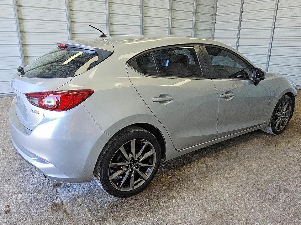 Продаж на аукціоні авто 2018 Mazda 3, vin: 3MZBN1L36JM210541, номер лоту: 64025326