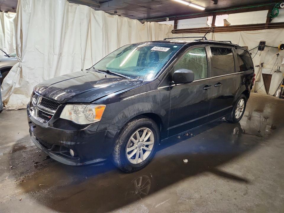 64026826 :رقم المزاد ، 2C4RDGCG4KR691118 vin ، 2019 Dodge Grand Caravan مزاد بيع