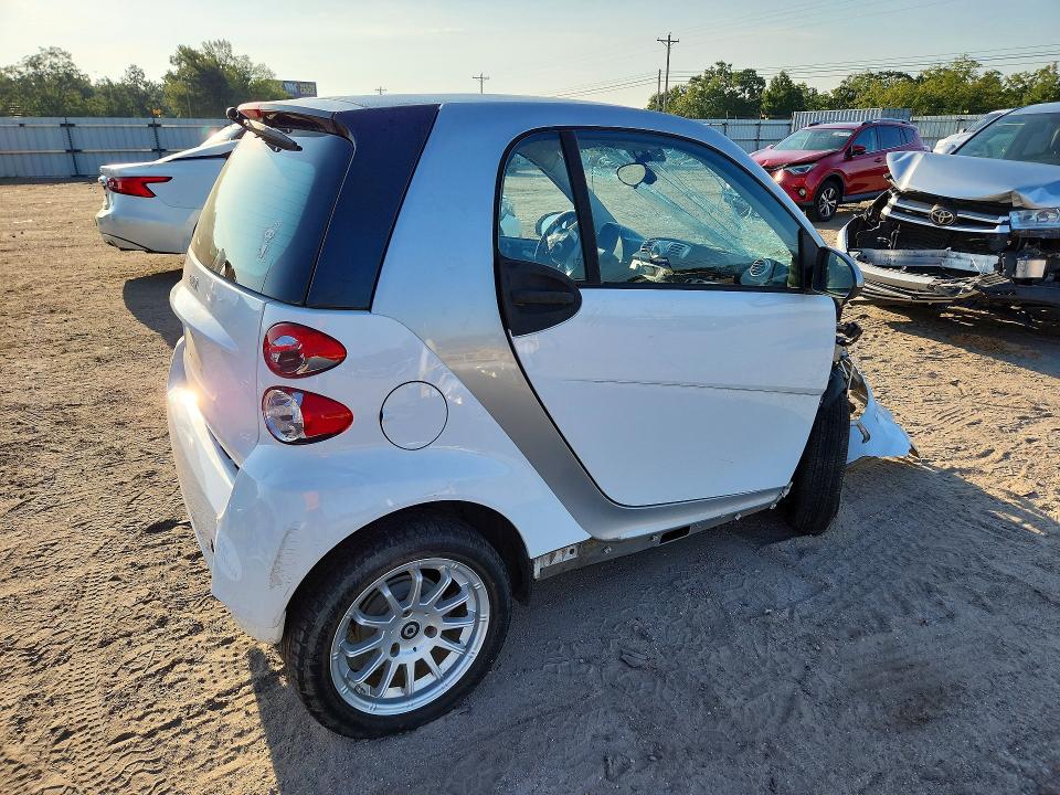 Продаж на аукціоні авто 2012 Smart Fortwo, vin: WMEEJ3BA7CK527912, номер лоту: 66063186