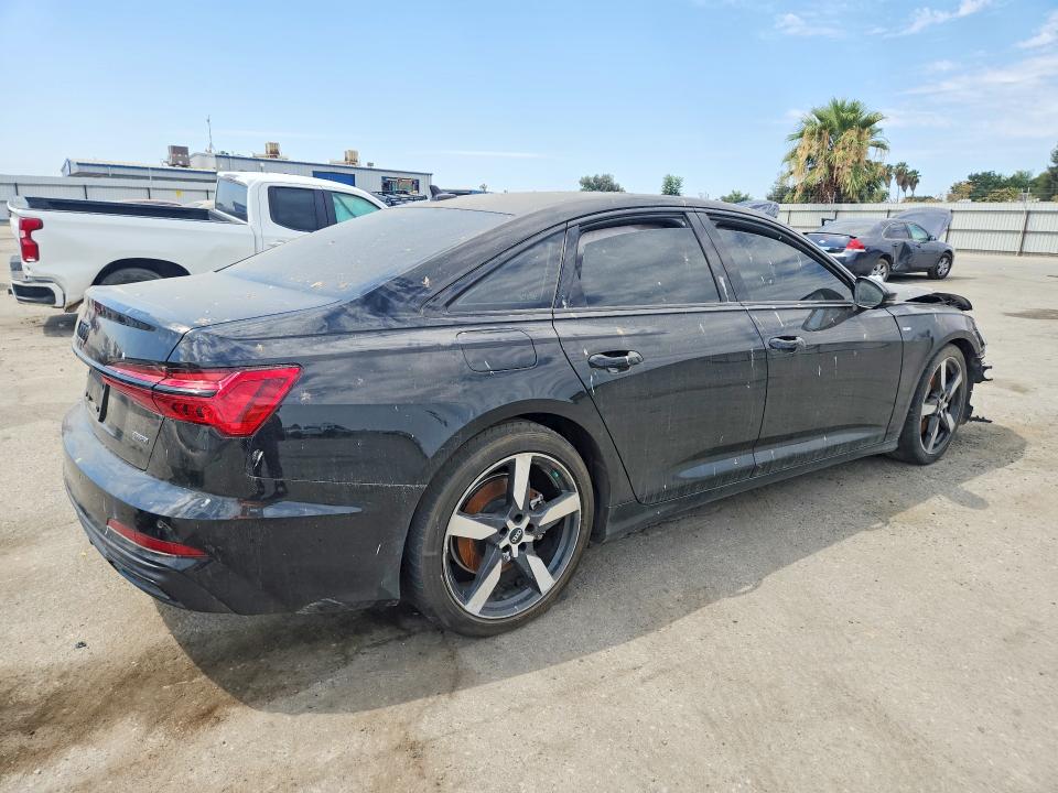 64134896 :رقم المزاد ، WAUK2AF29MN032047 vin ، 2021 Audi A6 مزاد بيع