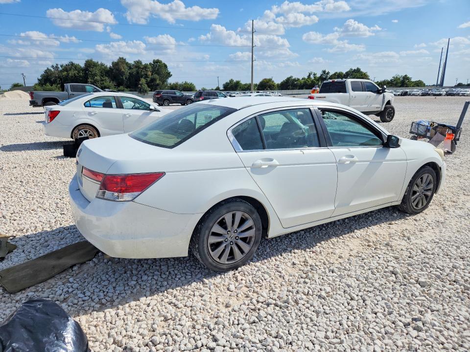 2011 Honda Accord მანქანა იყიდება აუქციონზე, vin: 1HGCP2F87BA144354, აუქციონის ნომერი: 65566996