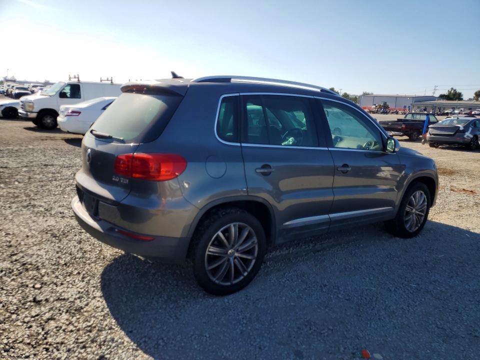 Продажа на аукционе авто 2013 Volkswagen Tiguan, vin: WVGAV3AX9DW579846, номер лота: 64447346