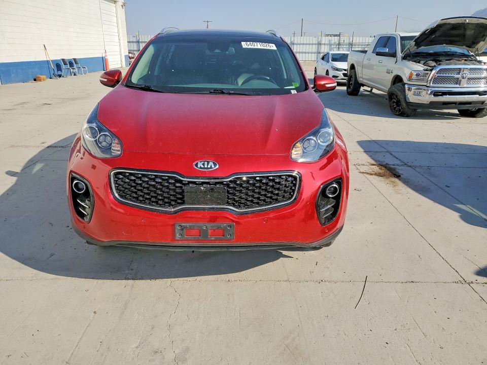 64071026 :رقم المزاد ، KNDPNCAC5H7204550 vin ، 2017 Kia Sportage مزاد بيع