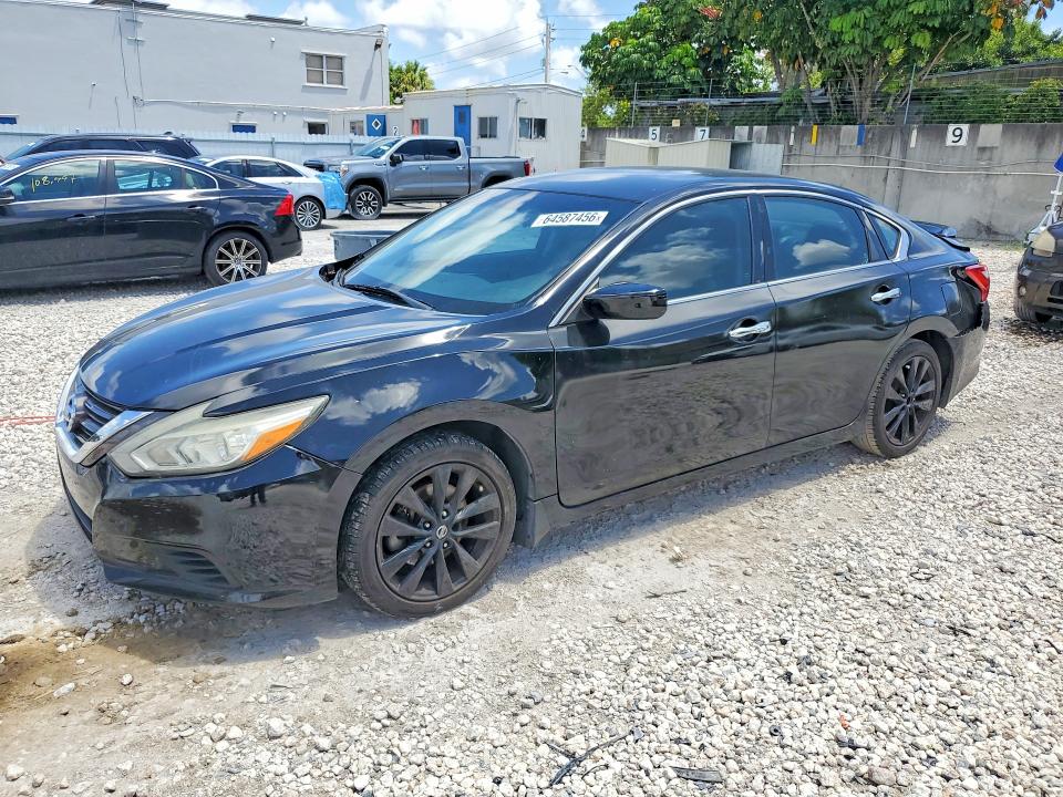 2017 Nissan Altima მანქანა იყიდება აუქციონზე, vin: 1N4AL3AP8HC243533, აუქციონის ნომერი: 64587456